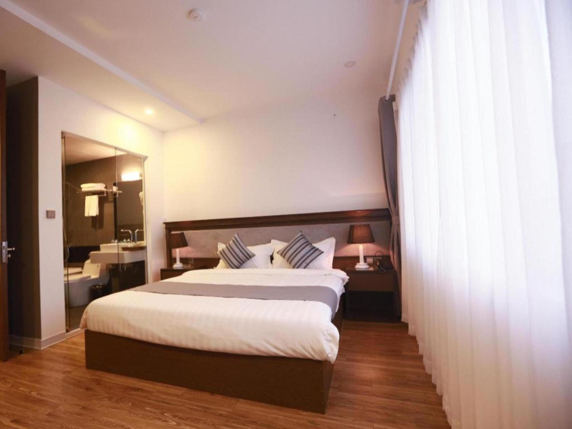 Collection O Le Grand Hanoi Hotel - The Tryst — Photos 3